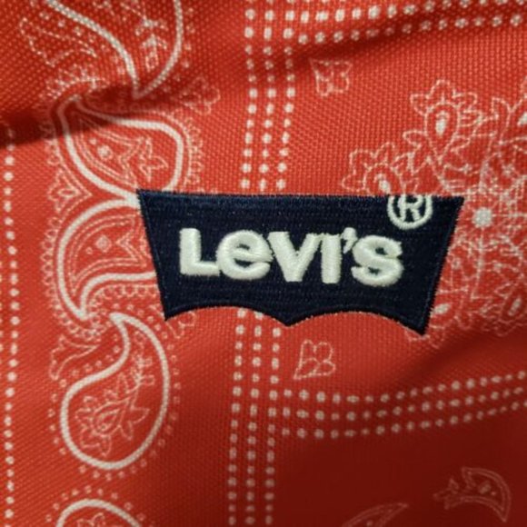 Levi's Unisex 16" Backpack laptop sleeve Printed Paisley Red/White NWT/NEW - Picture 8 of 9